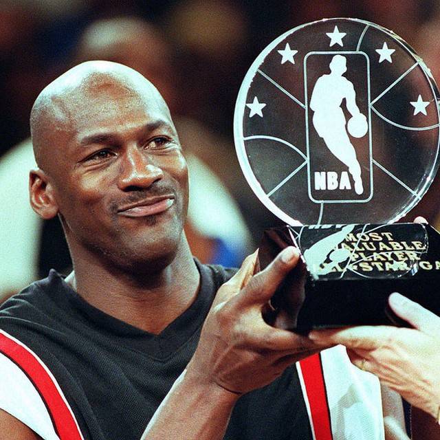 NBA World Reacts To Michael Jordan’s Honest Admission