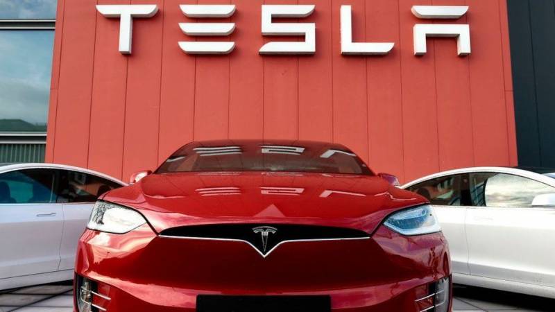 Tesla surpasses $1 trillion valuation after Hertz order