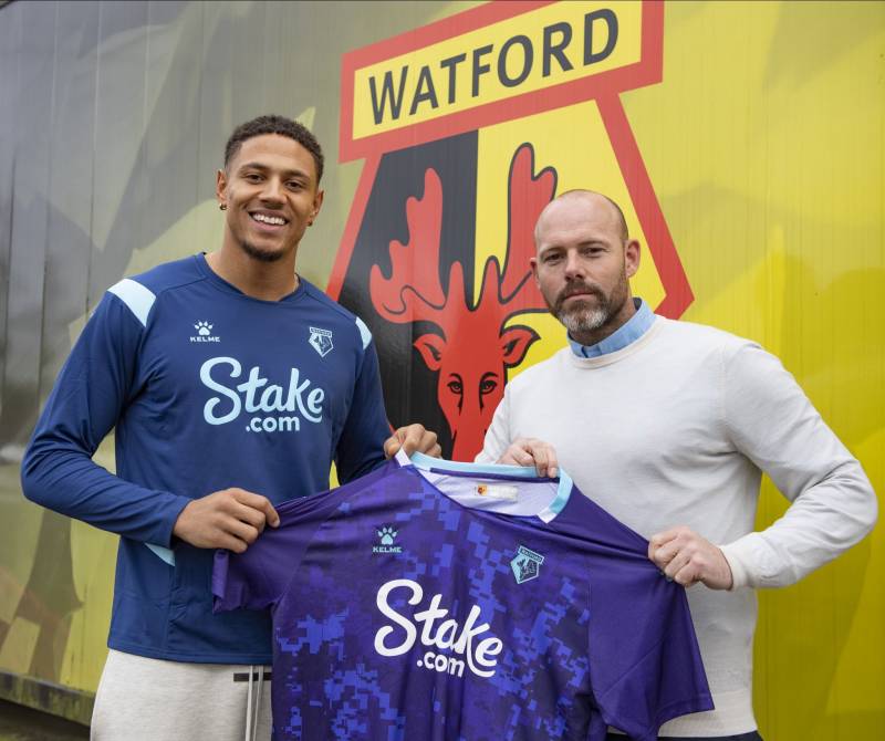 Okoye joins Watford on five-year deal