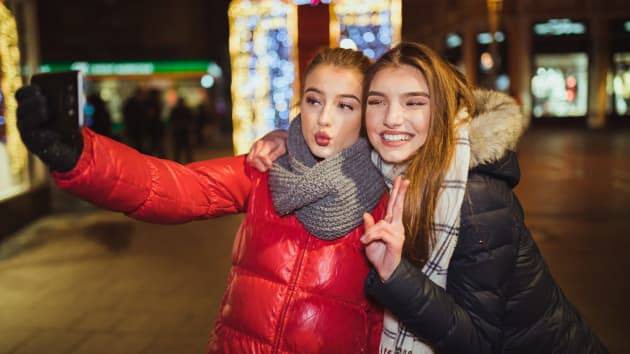 A therapist says this is the No. 1 gift for Gen Z this year: ‘It’s cool, authentic and real’