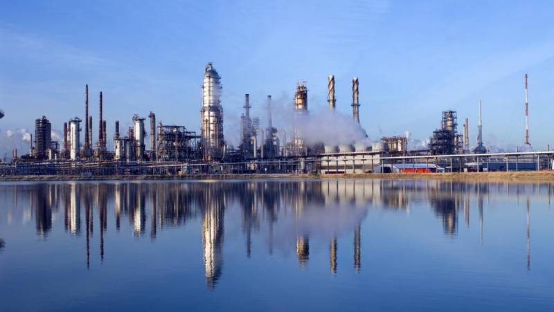 Exxon Mobil starts construction on $2B Baytown chemical expansion