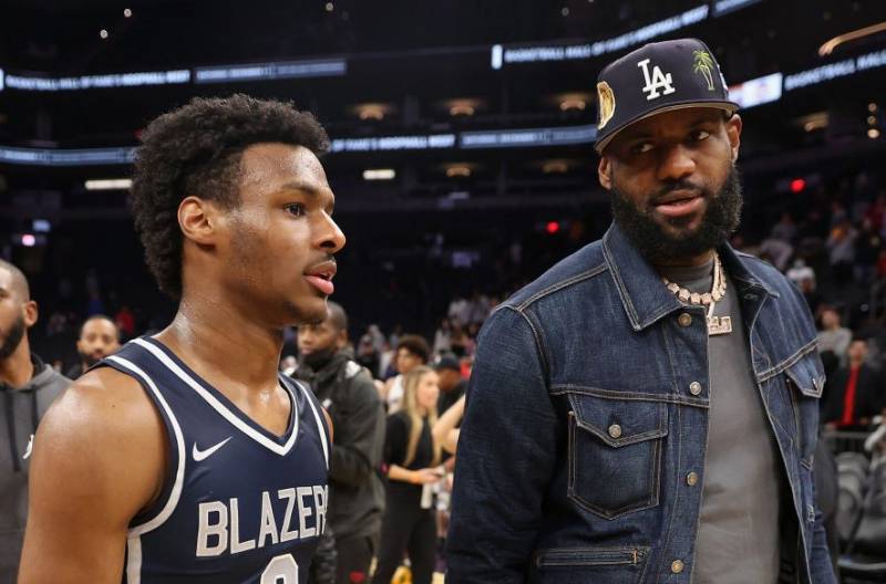 LEBRON JAMES IS WILLING TO LEAVE THE LOS ANGELES LAKERS TO JOIN BRONNY'S TEAM