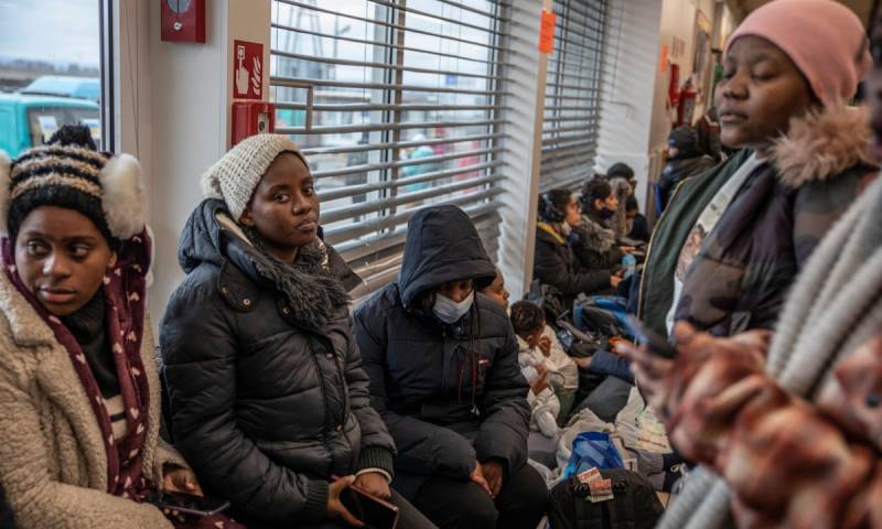 Ukraine Recognizes Racist Treatment Of African Refugees Fleeing Russian Invasion