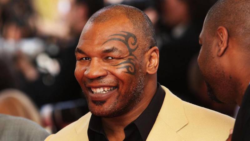 Mike Tyson Says He'll Fight Jake Paul for $1 Billion USD