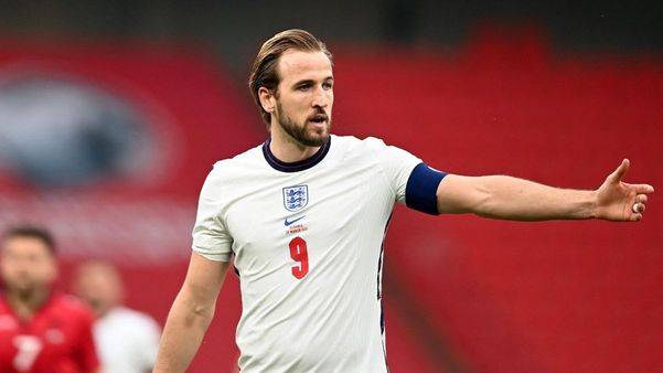 World Cup: England's Harry Kane calls for collective response to Qatar human rights record