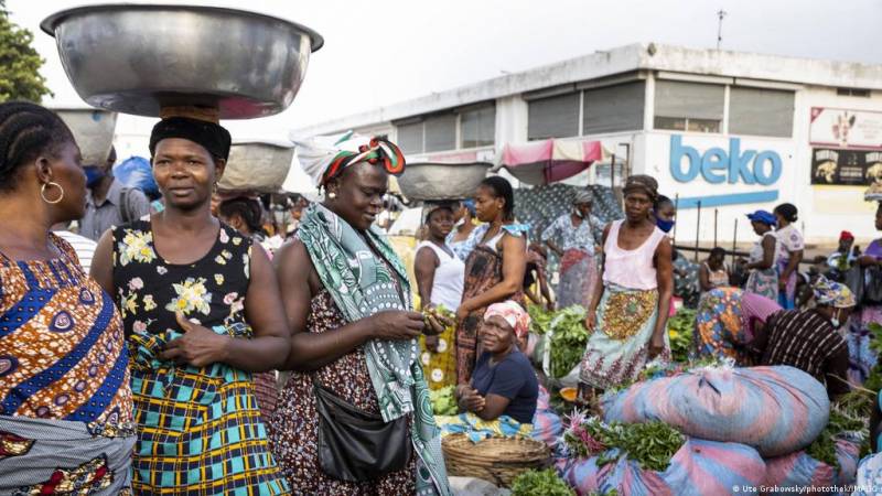 Ghana reopens lands and sea borders to boost its economy