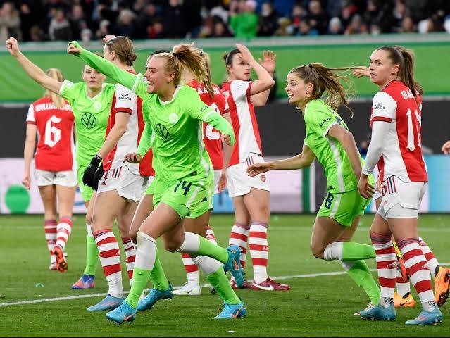 Arsenal were knocked out of the Women's Champions League at the quarter-final stage by Wolfsburg.