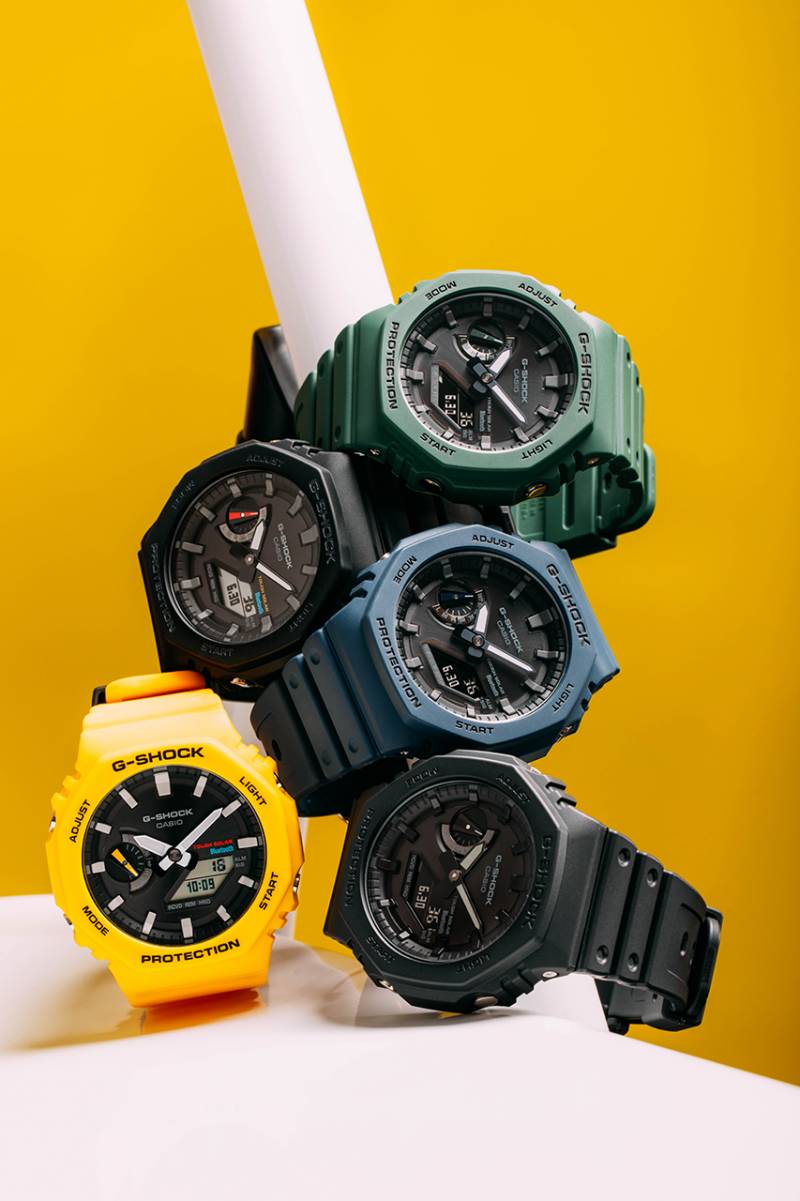 Casio G-SHOCK Adds Bluetooth and Solar Charging to CasiOak Fan-Favorite