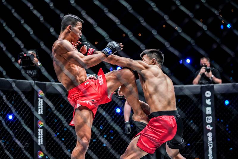 Amazon Expands Its Live Sports Offerings with MMA Promotion