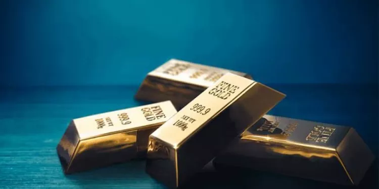 Gold bullish but set for worst performance not seen in 7 months as dollar strengthens