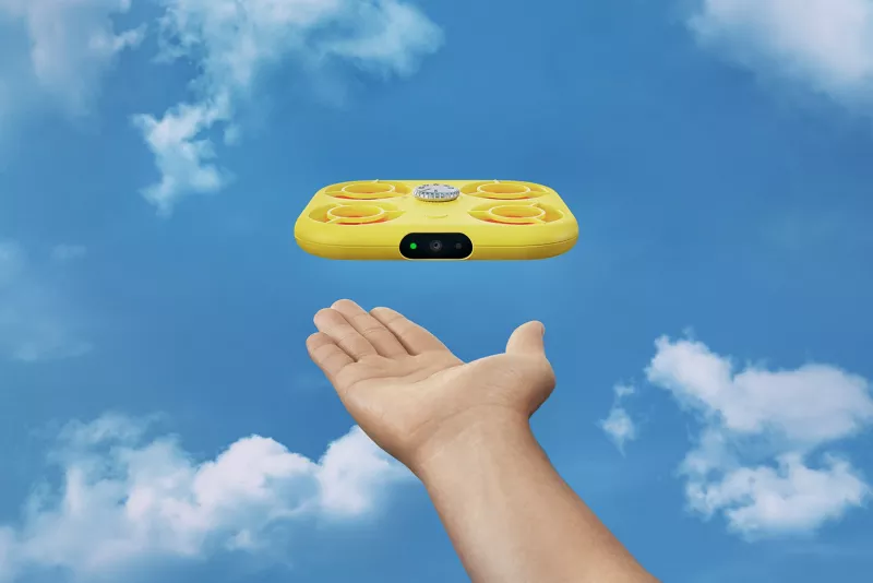 Pixy camera drone flies Snapchat for the selfie generation