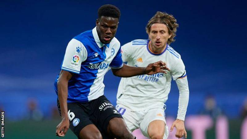 Mamadou Loum Joins Reading As A Loanee From Porto.