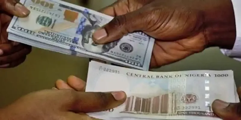 Exchange rate between naira and dollar falls to N708/$ at the black market on 8th September 2022