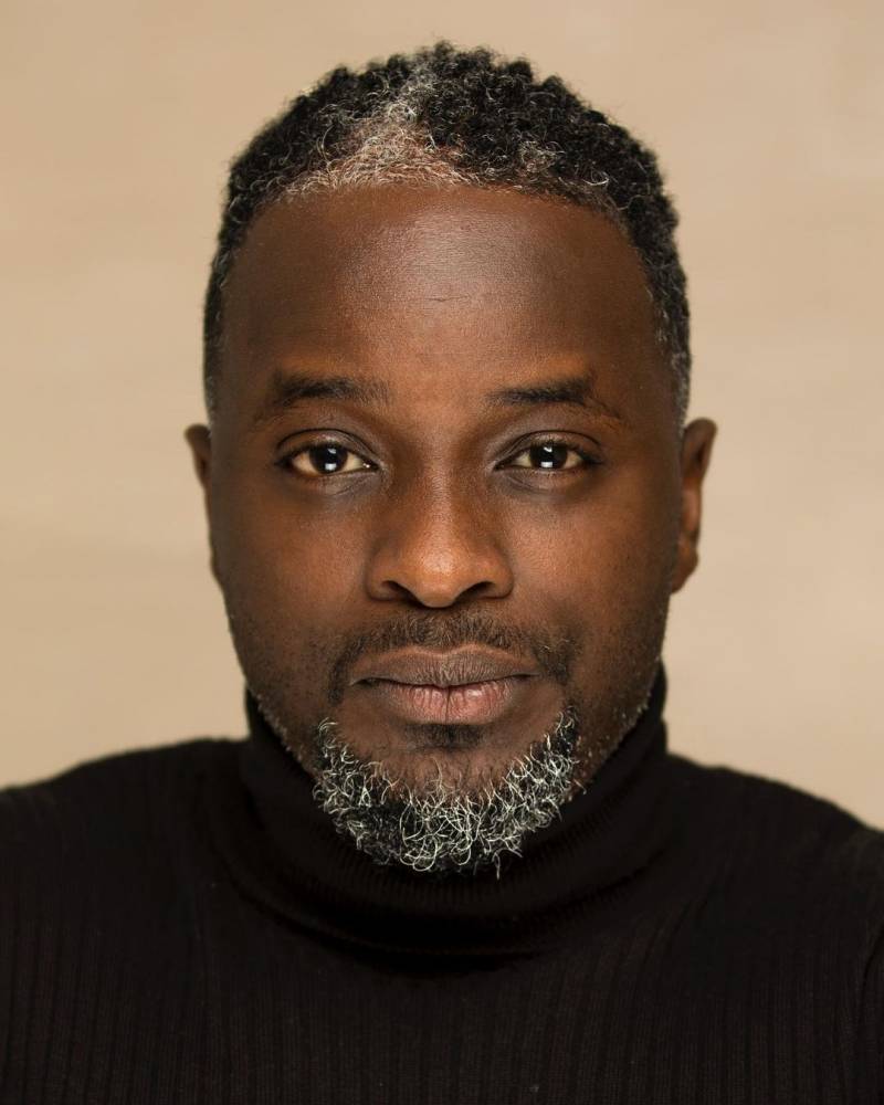 Femi Oyeniran - City Lights