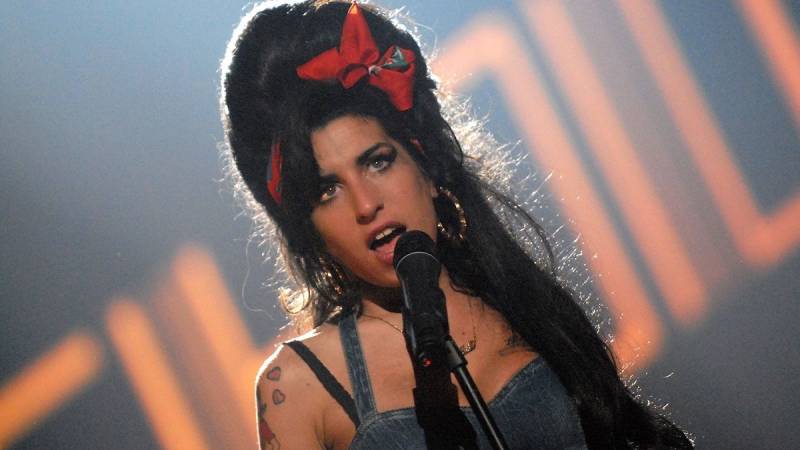 Amy Winehouse's 'Back To Black' voted top break-up song - New Study