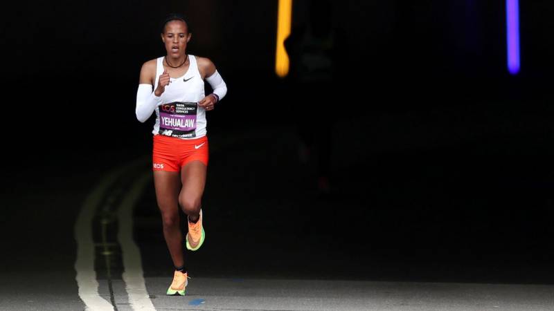 Ethiopia’s Yalemzerf Yehualaw becomes youngest ever London Marathon winner