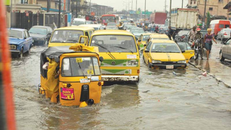 9 Ways To Survive The Rainy Season In Lagos Without A Car