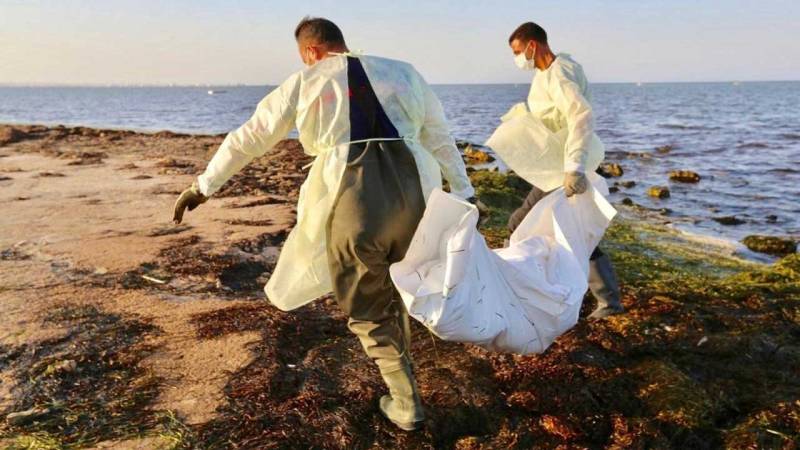 Bodies of 15 migrants wash up on Tunisia coast