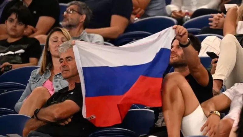 Australian Open bans Russian and Belarusian flags from tournament