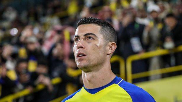 Cristiano Ronaldo shows up for debut with bruise under his eye after being punched