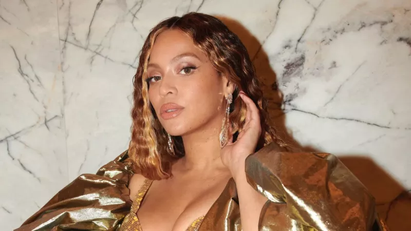 Inside Beyoncé’s Invite-Only Dubai Concert: Singer Performs First Show in Four Years and Duets With 