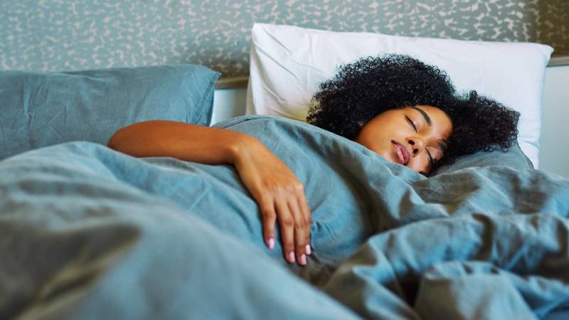 Sleep Expert Answers Questions From Twitter