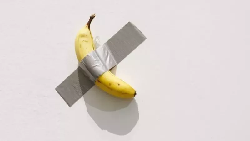 Banana artwork eaten by Seoul museum visitor