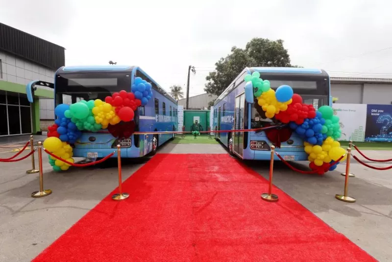 Oando and LAMATA launch Lagos first electric mass transit buses