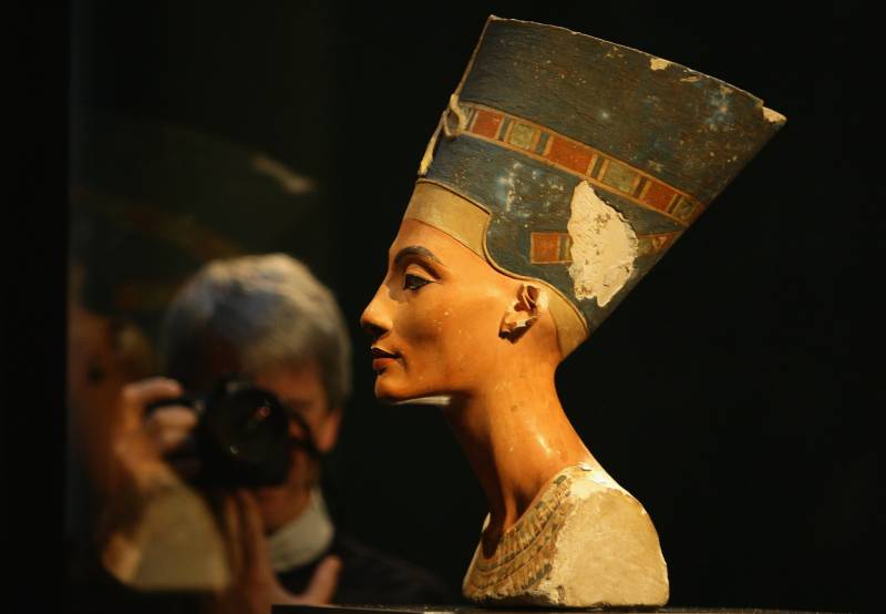 Egypt bans Dutch archaeology team