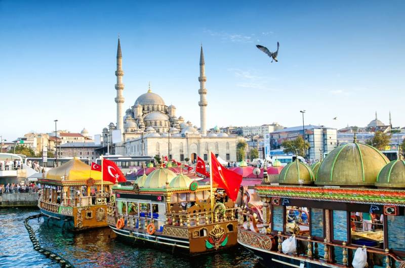 ON World Travel - Istanbul travel guide 2023!