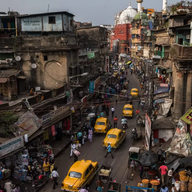 Drew Binsky - Visiting World’s Busiest City (Kolkata, India)