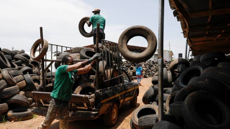 Ifedolapo Runsewe - Solution For Millions of Old Tires 