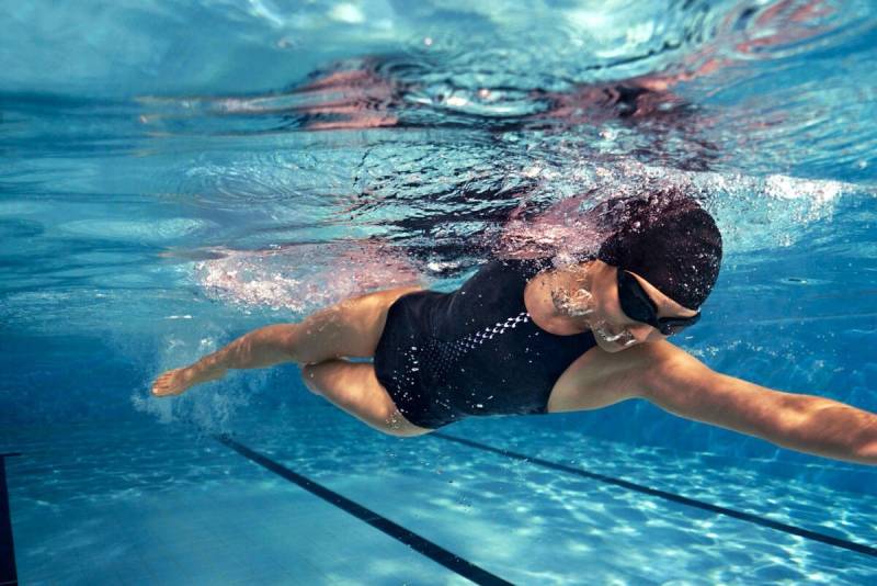 Why You're Out Of Breath When You Swim!