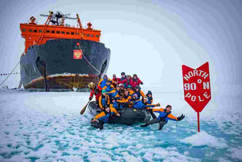 SVALBARD - A Journey to the North Pole 