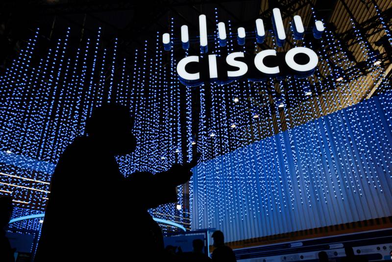 Cisco's Weak Forecast, Alibaba Stops Cloud Unit Spinoff