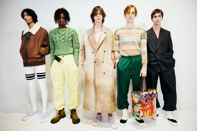 LOEWE Fall Winter 2024 men’s runway collection