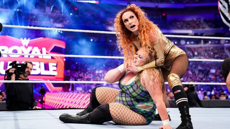 WWE -  Becky Lynch vs. Doudrop