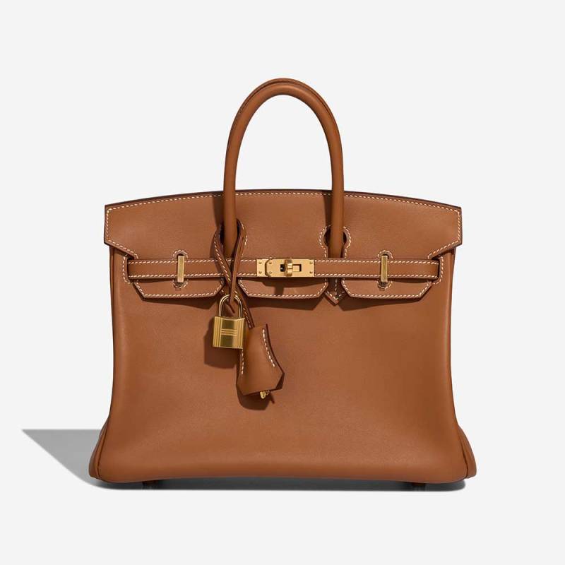 Why Hermès Is Growing While LVMH And Gucci Decline