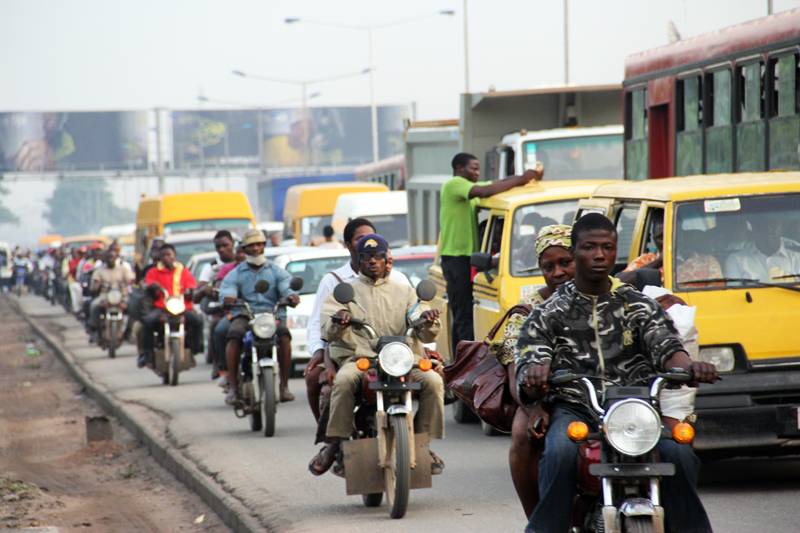 Lagos Traffics x carbon emissions