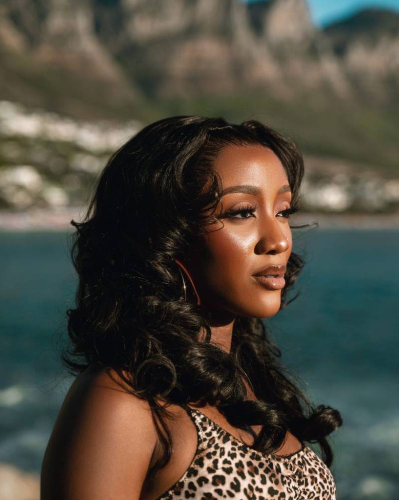 Nelly Baradi - Wake Up