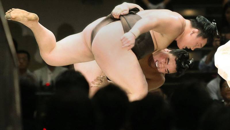 Grand Sumo Tournament