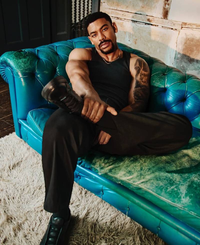 Men's Health - Aaron Pierre 