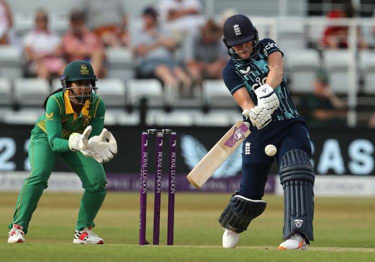 Beaumont, Lamb & Dunkley Hit Tons