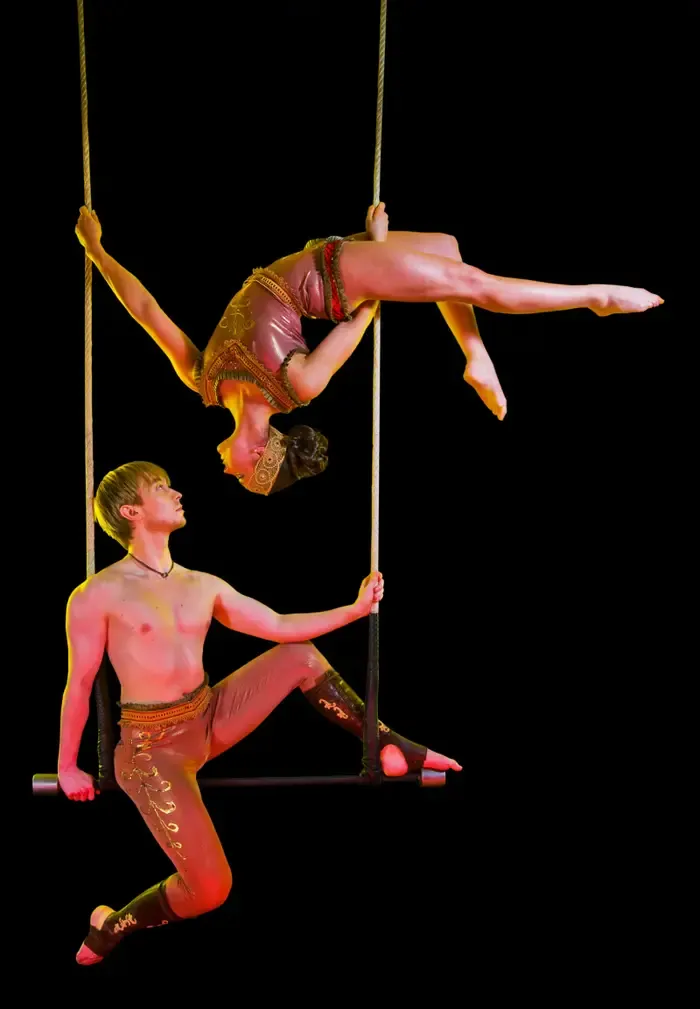 Cirque du Soleil - Bright, Bold & Spectacular