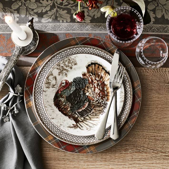 Black vs White: We Try Each Other's Turkey Plates