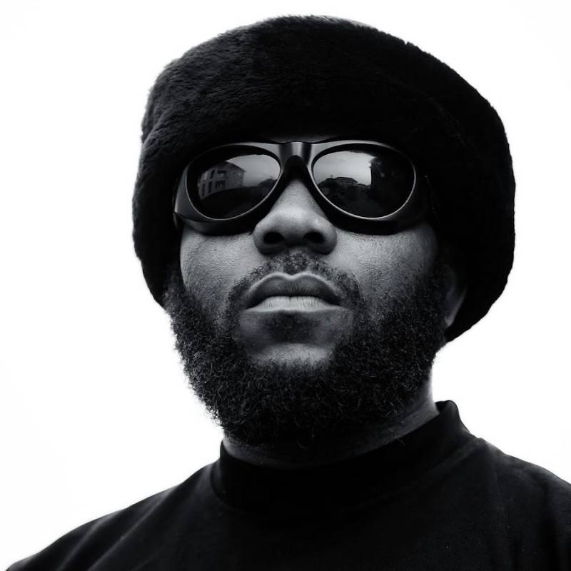 ODUMODU BLVCK - EASY WITH ME, TOO SPOILT & 2:02PM IN LONDON