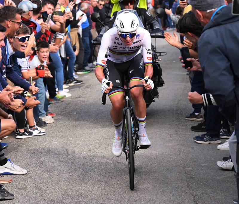 Unstoppable cycling attacks