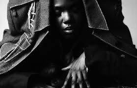 U.K. rap star Enny smashes her set