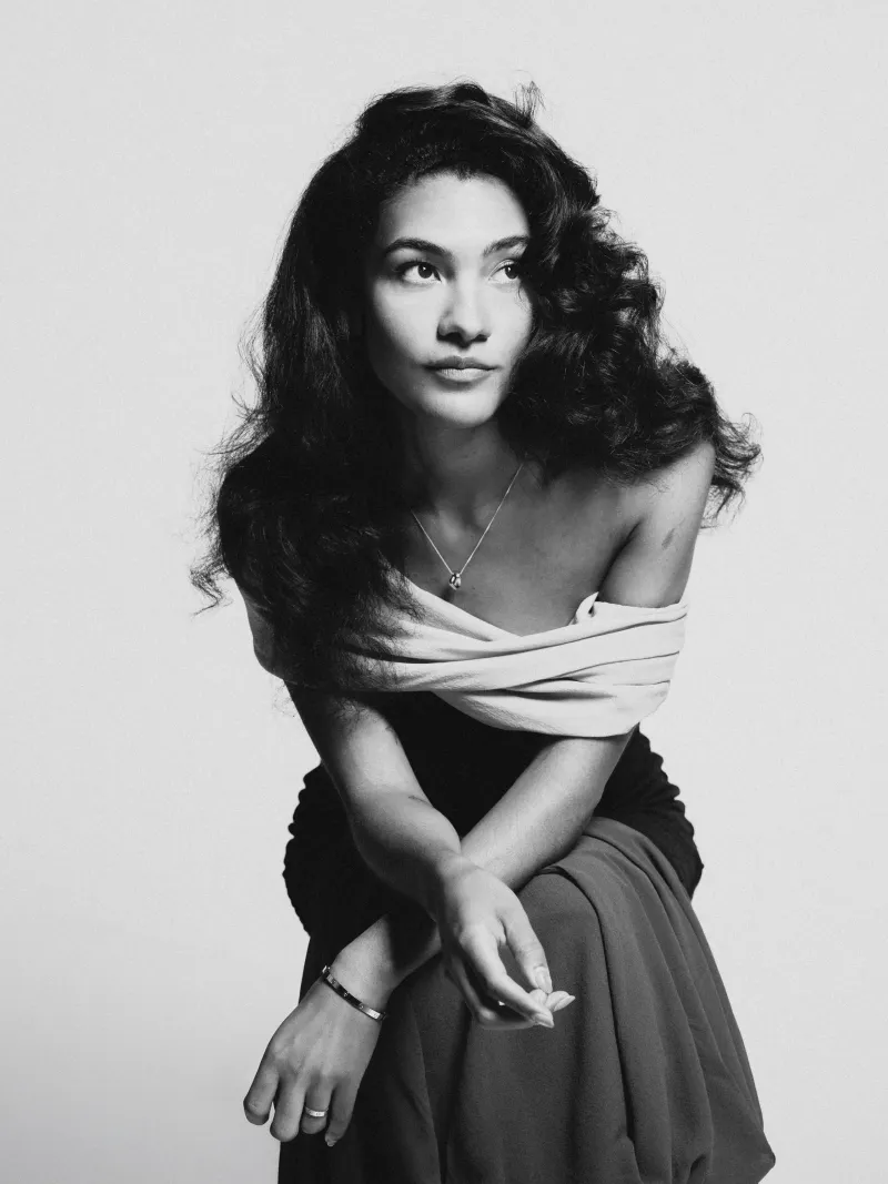 Olivia Dean - Let Alone The One You Love