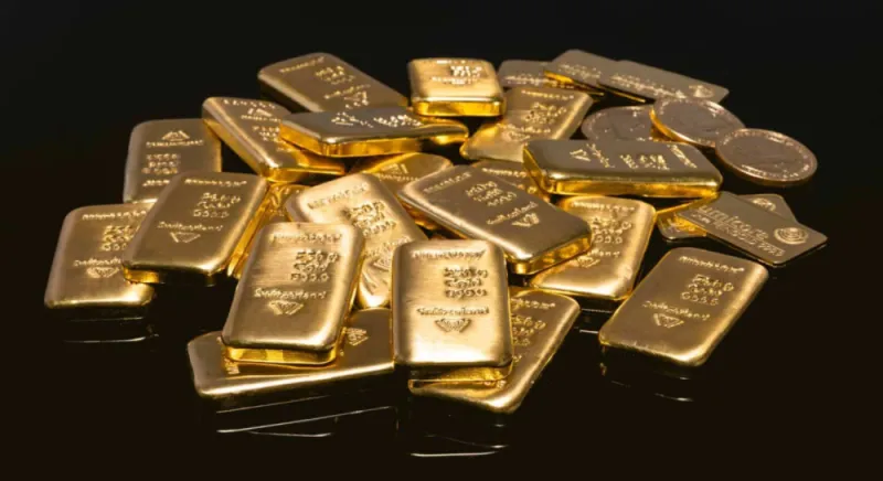 Why Everyone Is Buying Gold Right Now